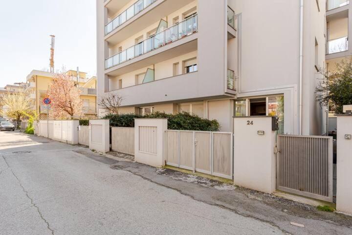 A Casa Minerva Apartment Rimini Luaran gambar