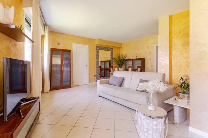 A Casa Minerva Apartment Rimini Luaran gambar