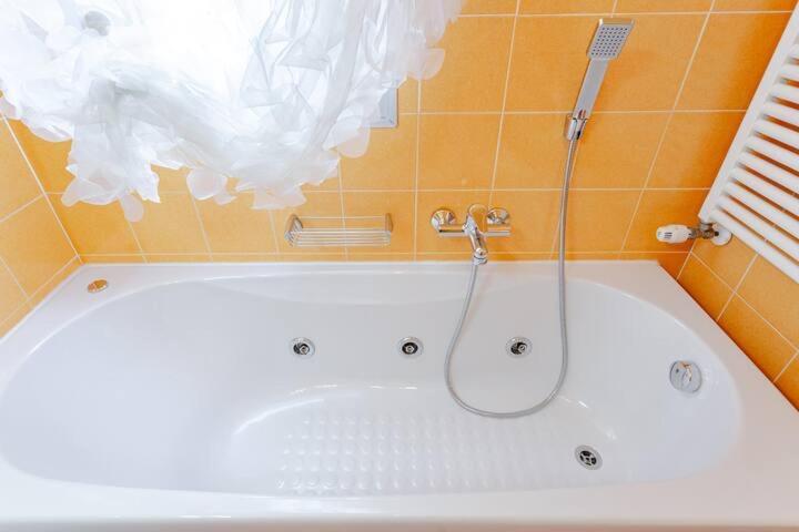 A Casa Minerva Apartment Rimini Luaran gambar